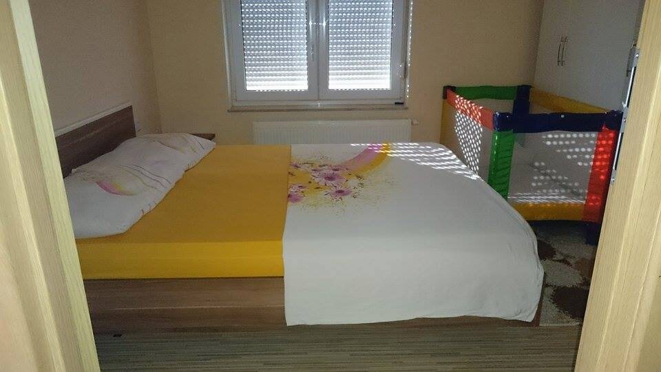 Apartment Marija - 3 min airport, FREE parking