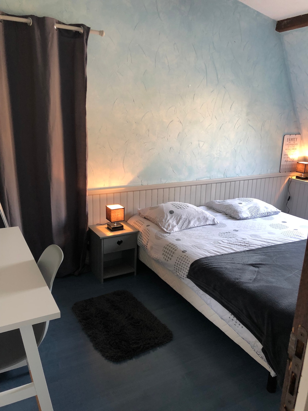 Chambre privée B cherbourg en cotentin 1人