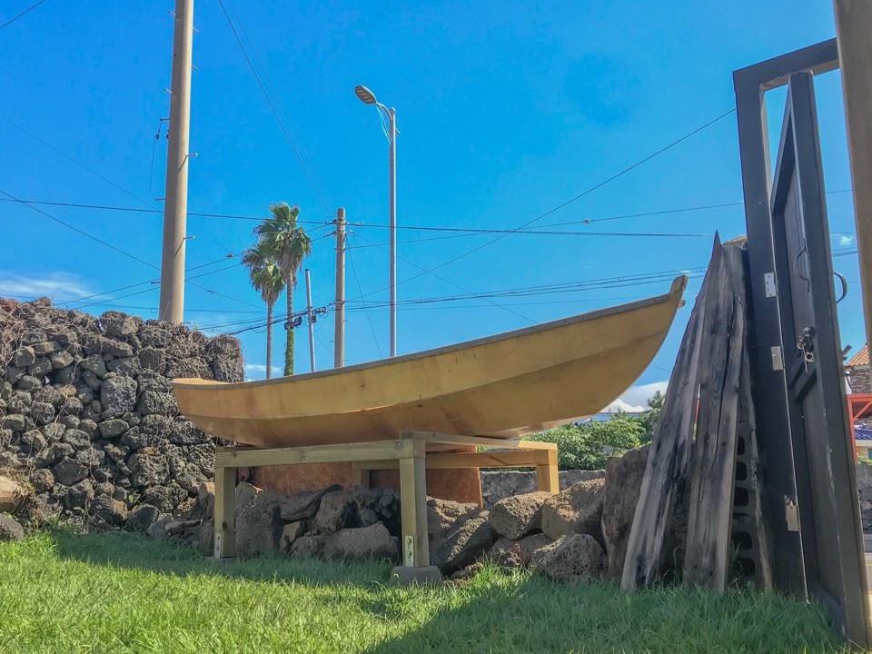 海港之家-由制造木船的年轻人建造的房子。