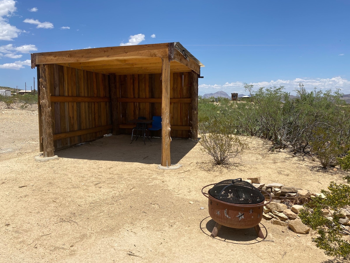 Terlingua Ghost Town有遮蔽的露营地， # 3