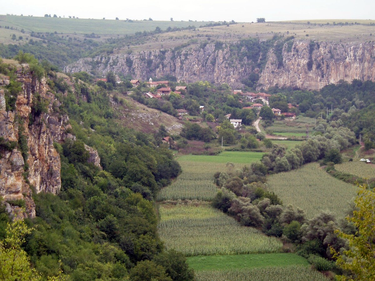 Comfort and tranquility in stunning country nature