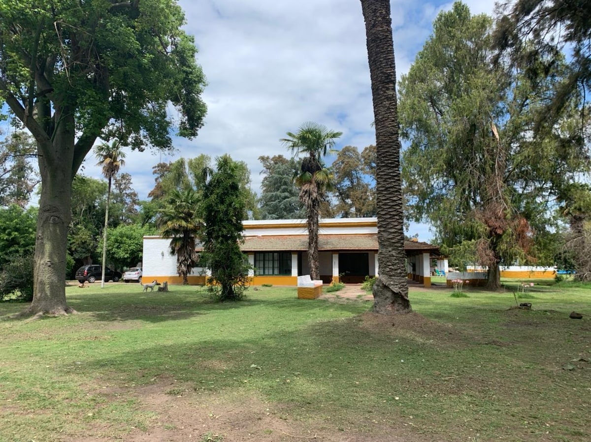 casa de campo con pileta