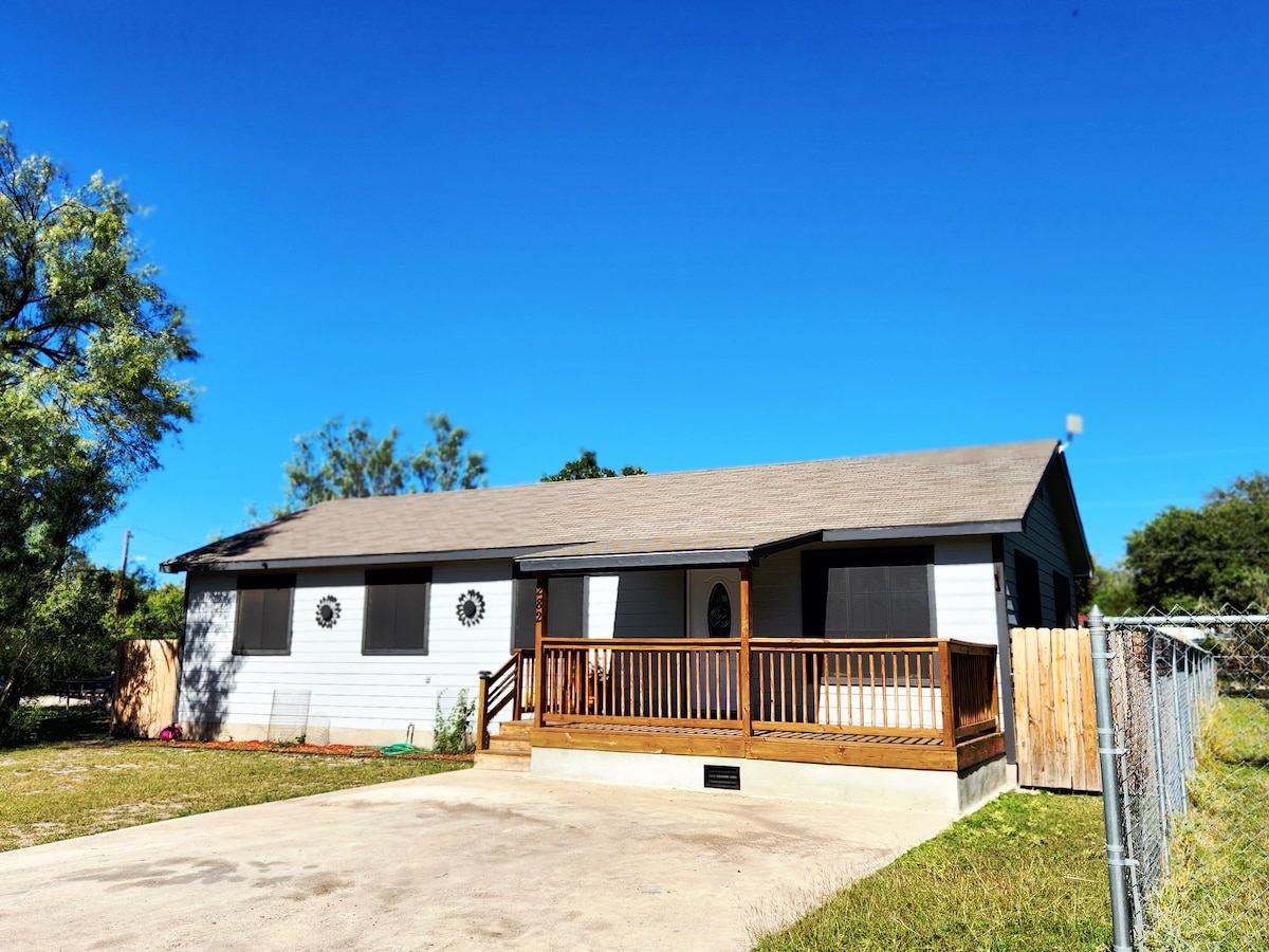 Renovated gem in Fort Clark Springs