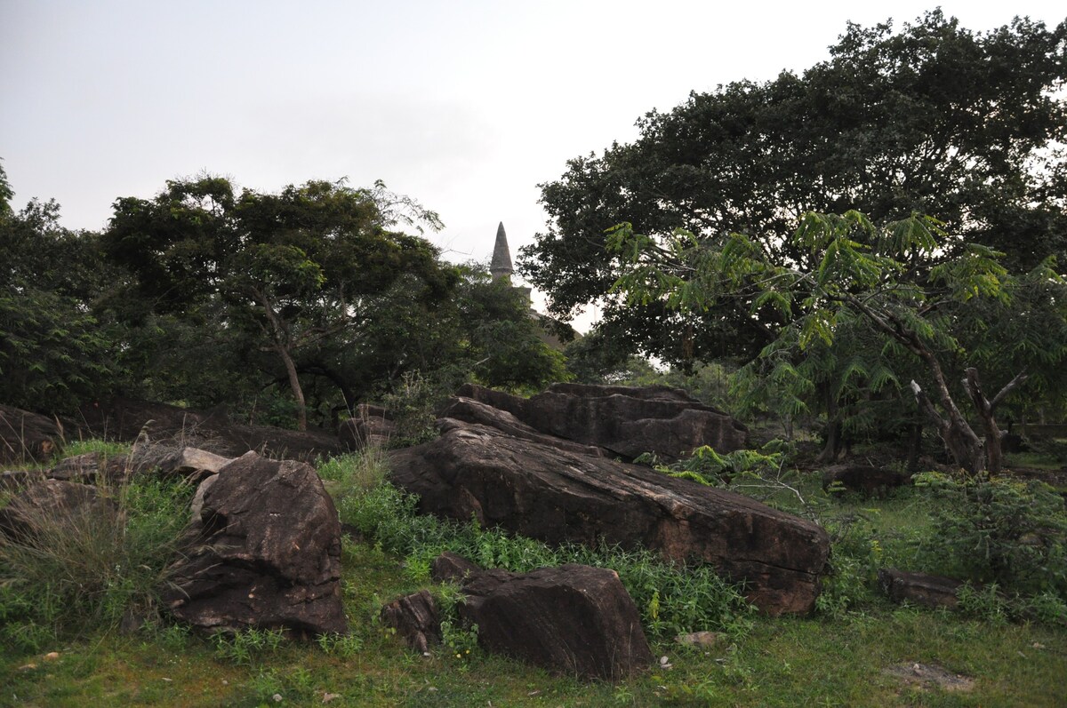 空调房（ 2-4人）粘土屋村