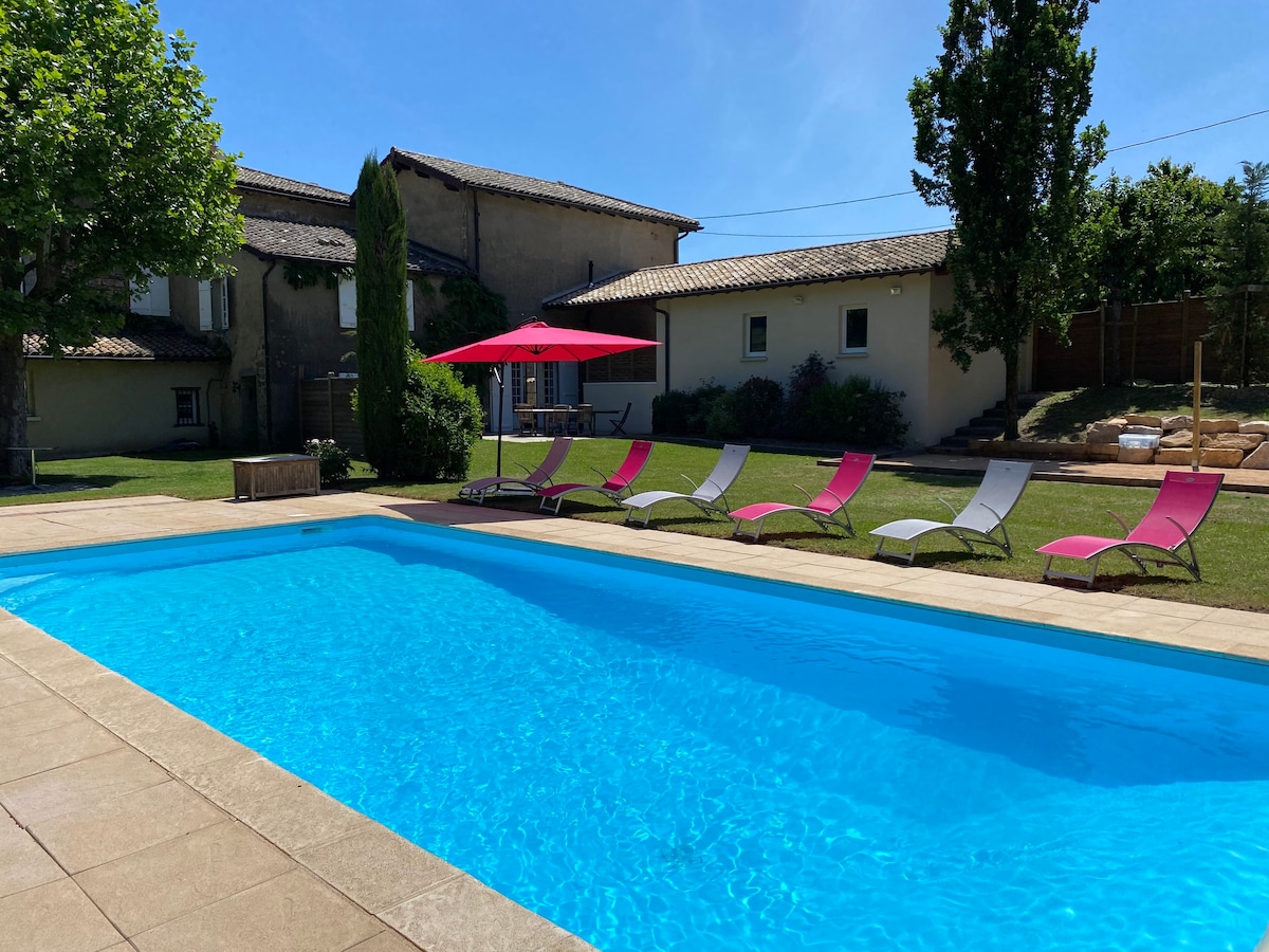 博若莱（ Beaujolais ）私人住宅和游泳池