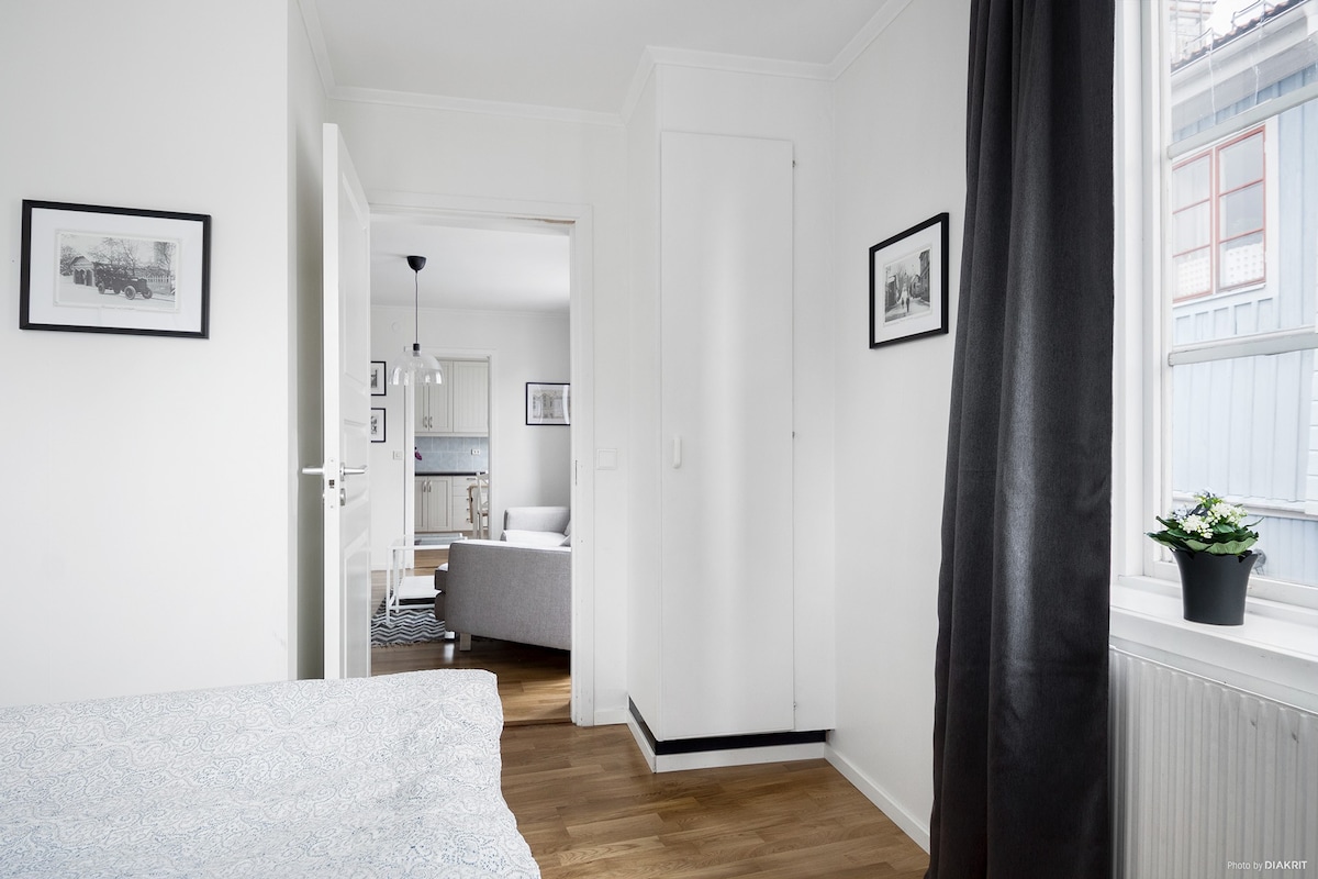 位于Härnösand市中心的大型三卧室公寓