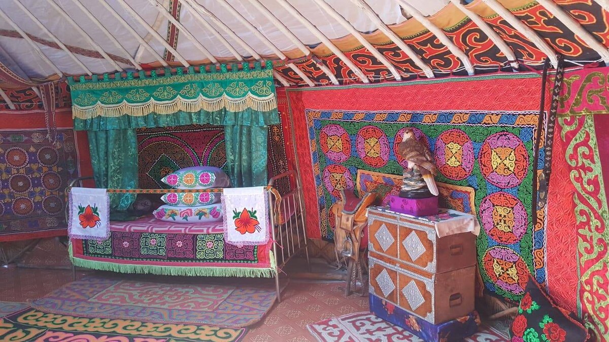 探索乌兰巴托附近的哈萨克文化