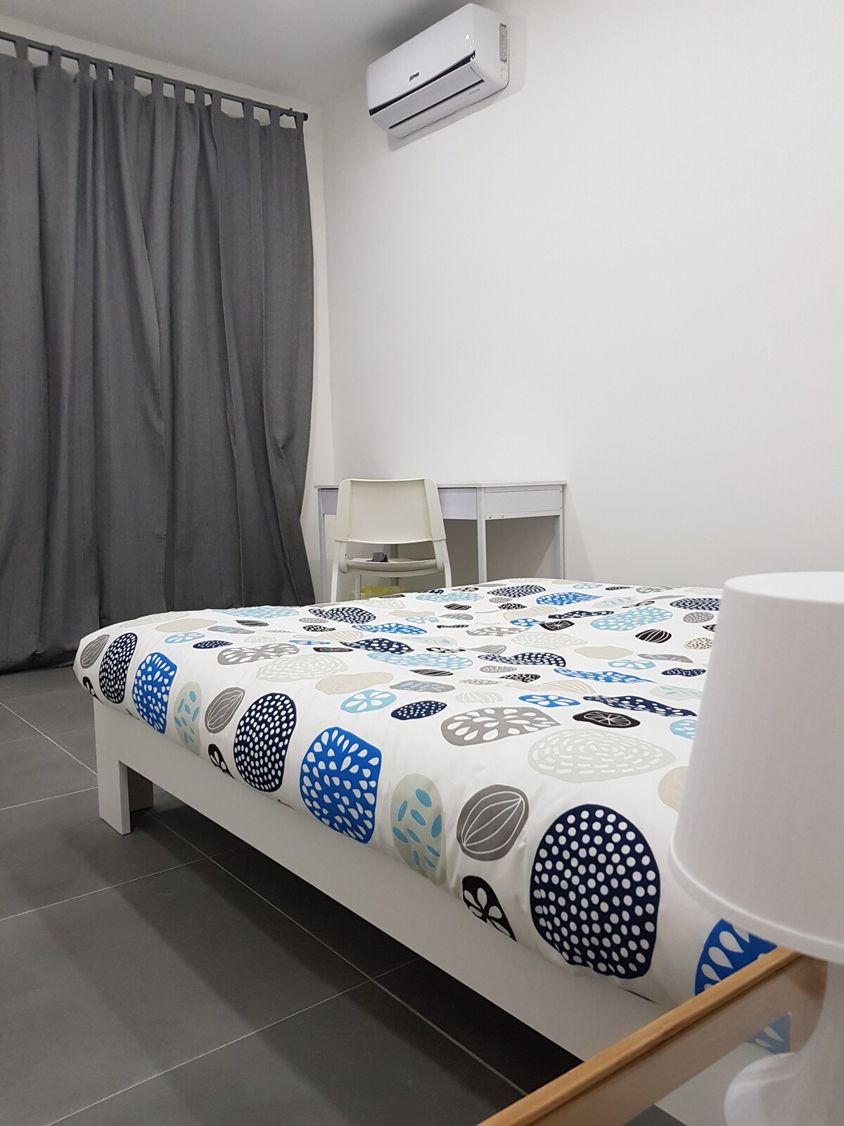 Aduepassi -全新公寓- 2张床和浴室