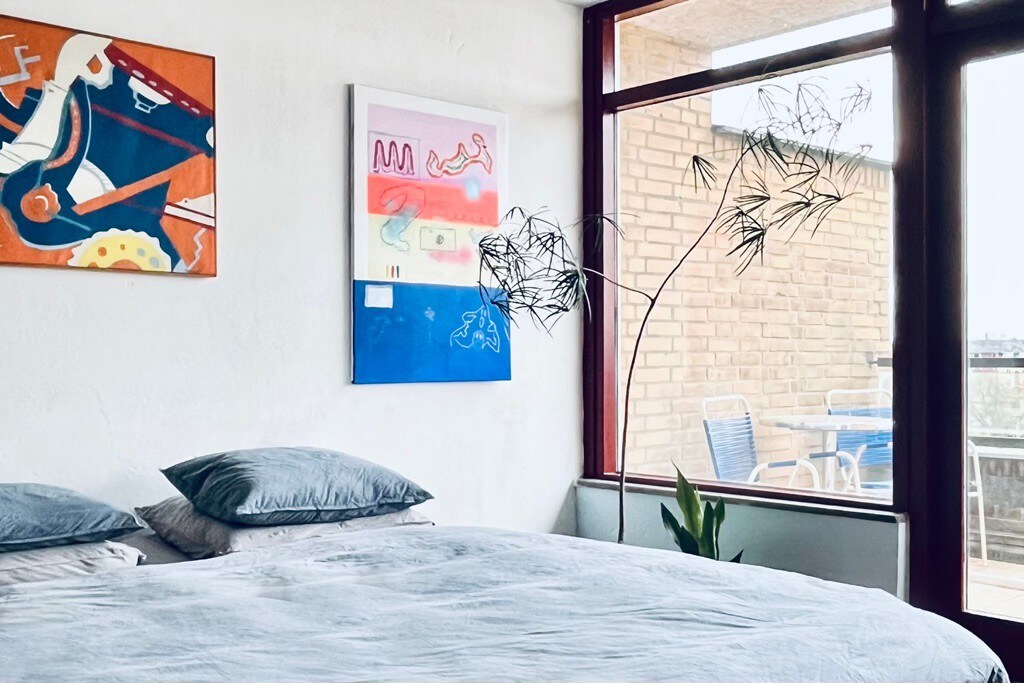 Inner CPH Art & Design Flat: Lake & Sunset View