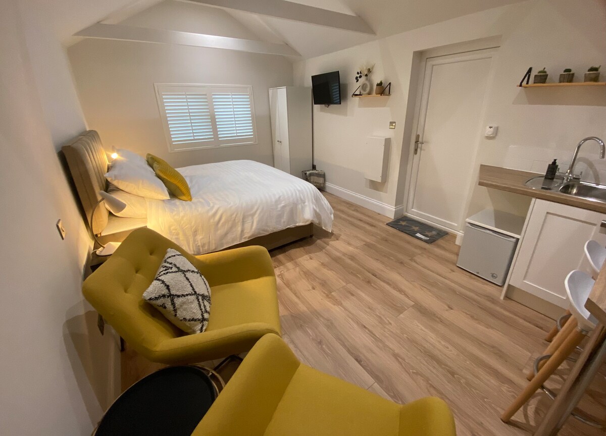 Swanage Luxury one bedroom private studio