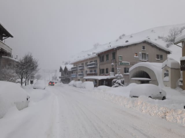 琴山朗勒堡(Lanslebourg-Mont-Cenis)的民宿