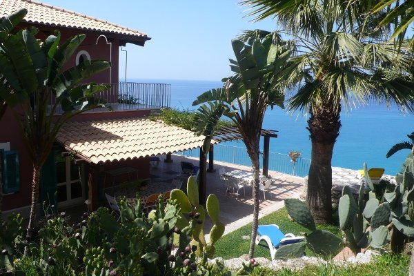 Villa with private sea access near Tropea