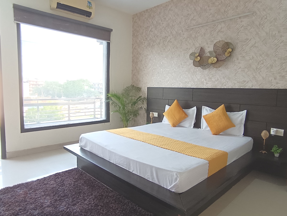 Experience Heartwarming Stay in Our 1BHK Apartment