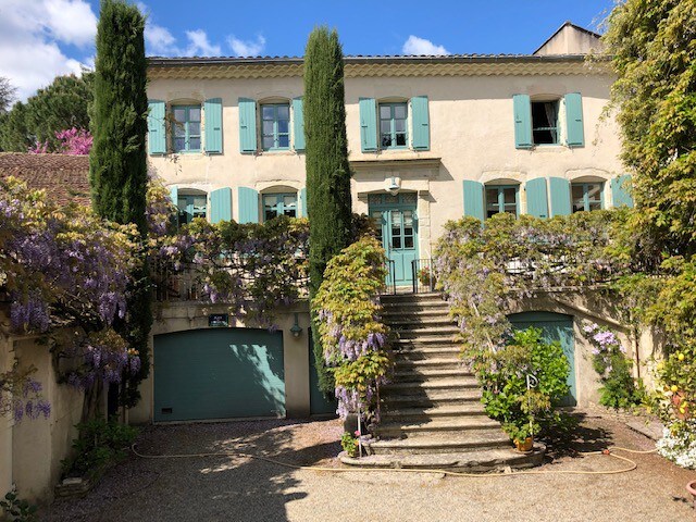 Rare: La Bastide de Mamet, family house in Ardèche