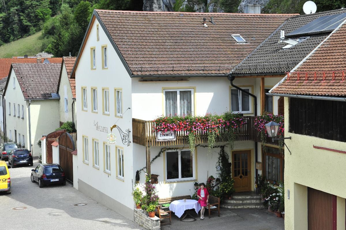 Pension Holzapfel (Essing), Doppelzimmer mit WLAN, 16qm