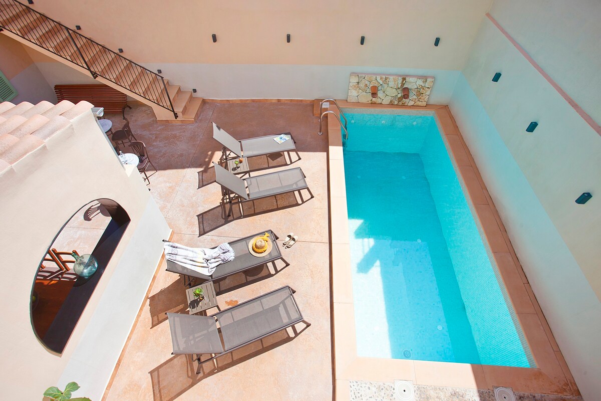 Casal de Petra房间和泳池。多布尔（ TI ）