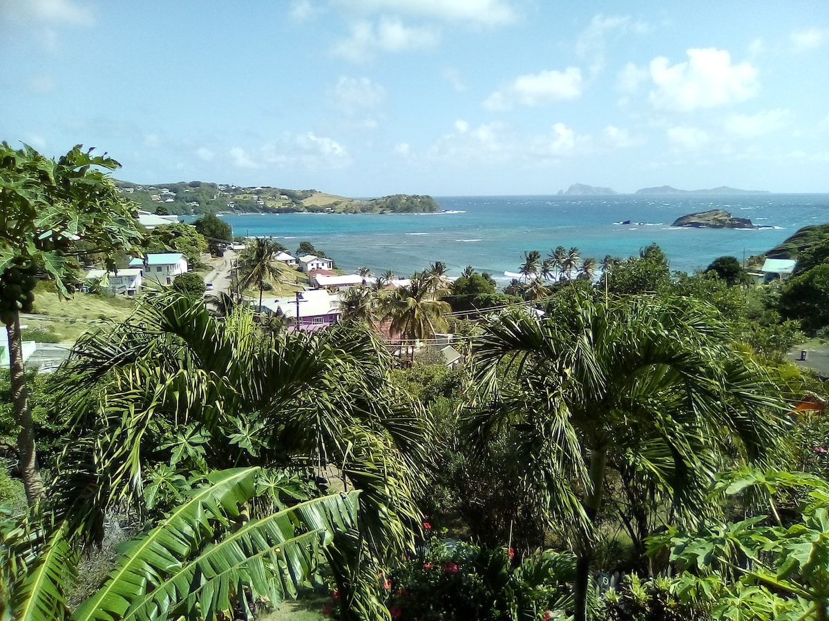 Petite La Pompe, La Pompe, Bequia