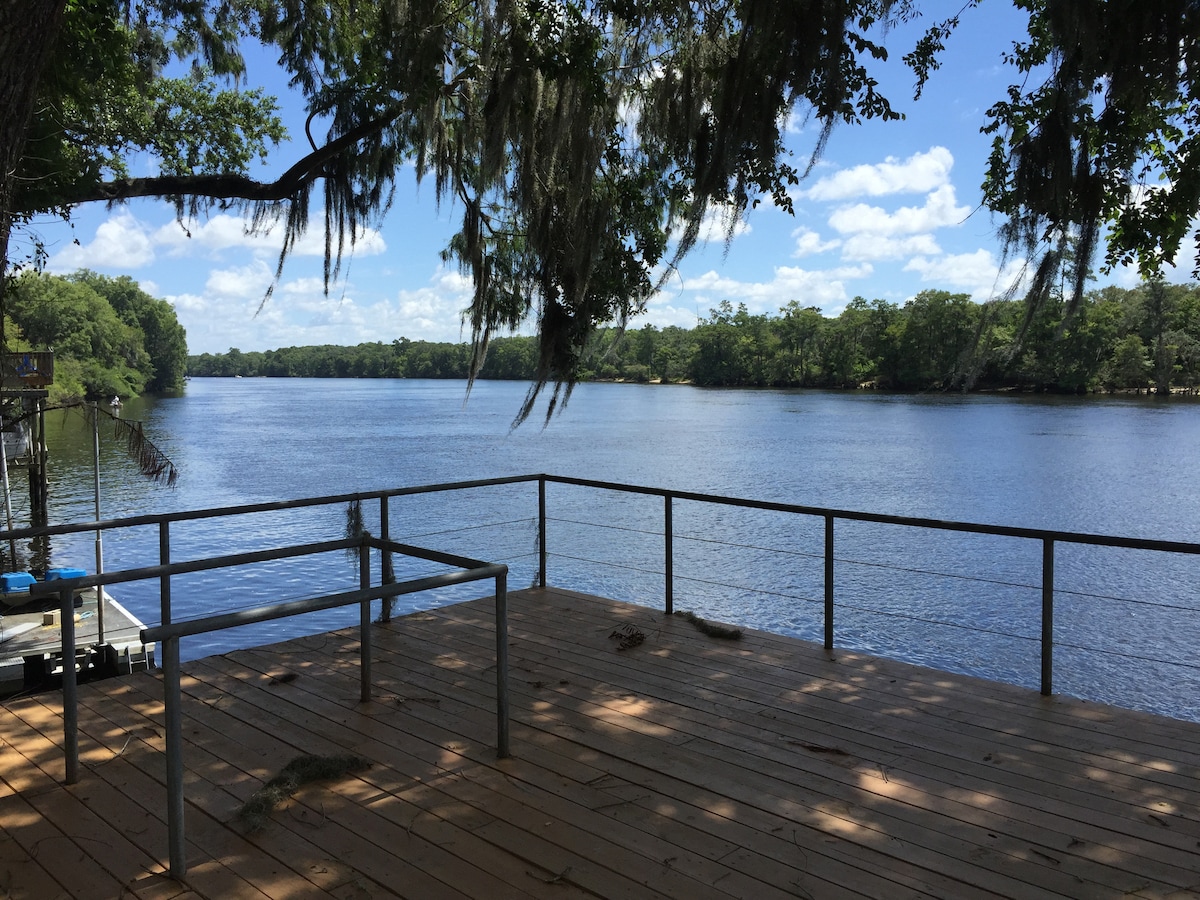 Suwannee River Retreat