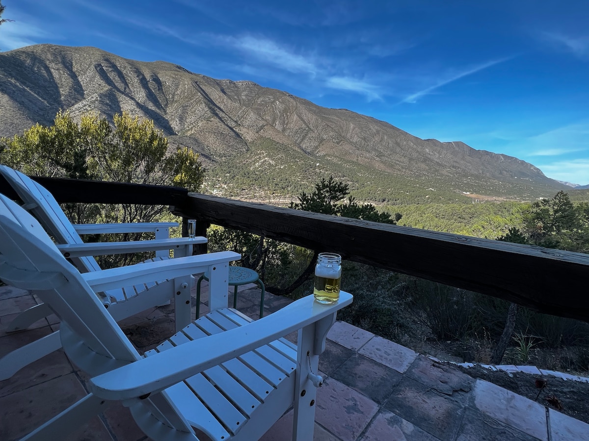 Cabaña en la montaña con vista increíble