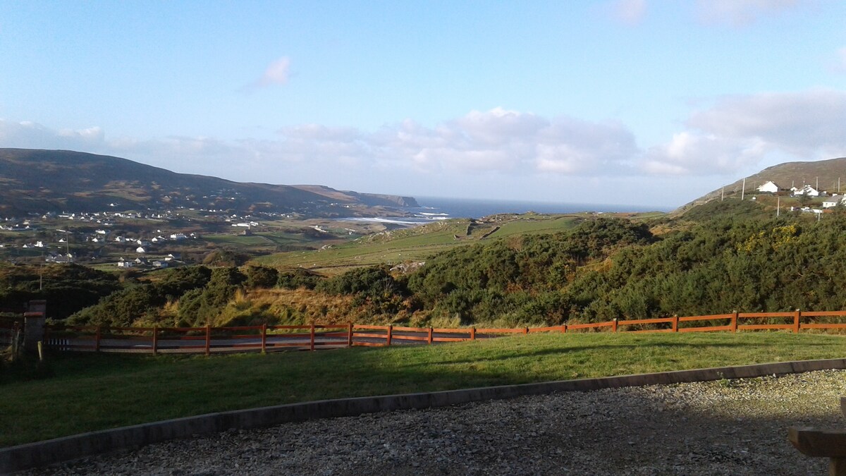 Glencolmcille Lodge