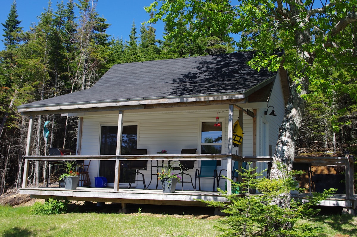 Woodsy Cabin on the Bras d 'Or