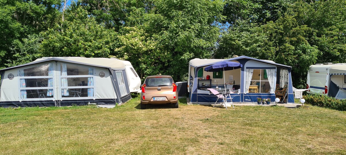 Campingvogn til leje i Sandkaas