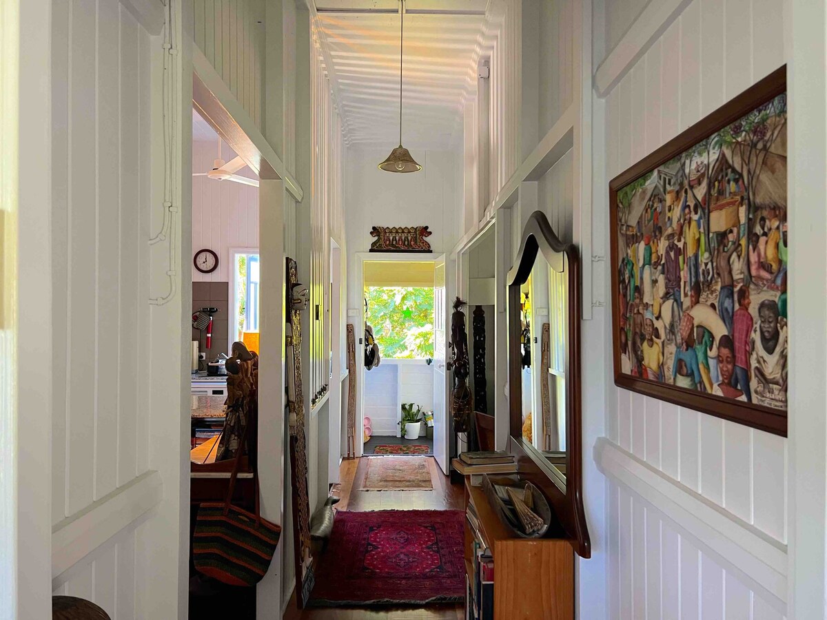 Queenslander Cottage