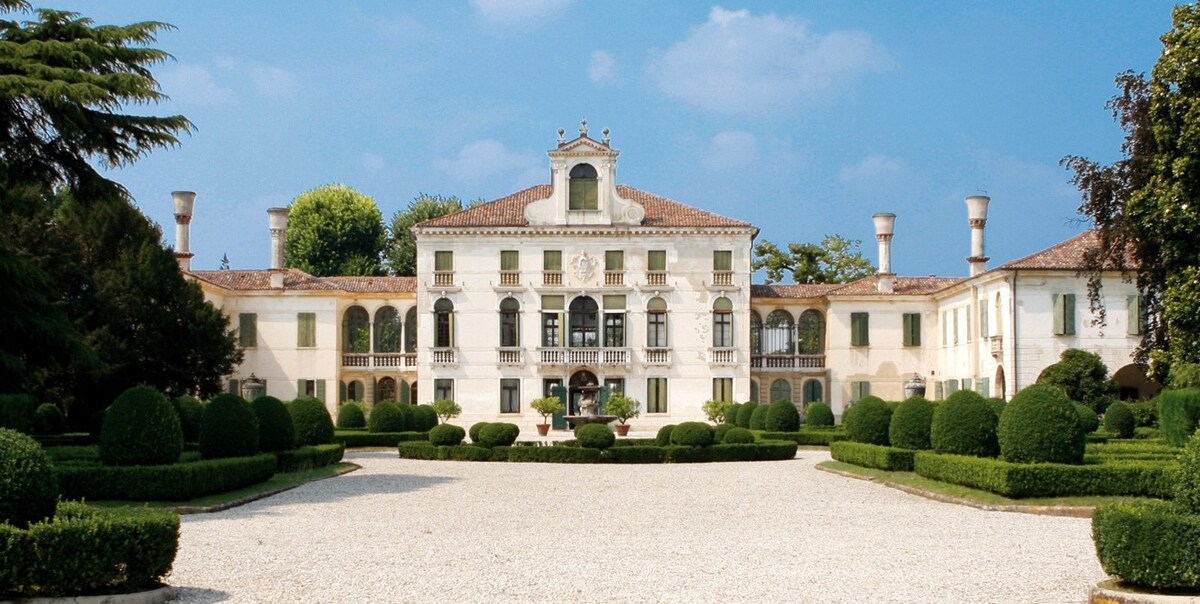 Apartment in a Veneto Villa