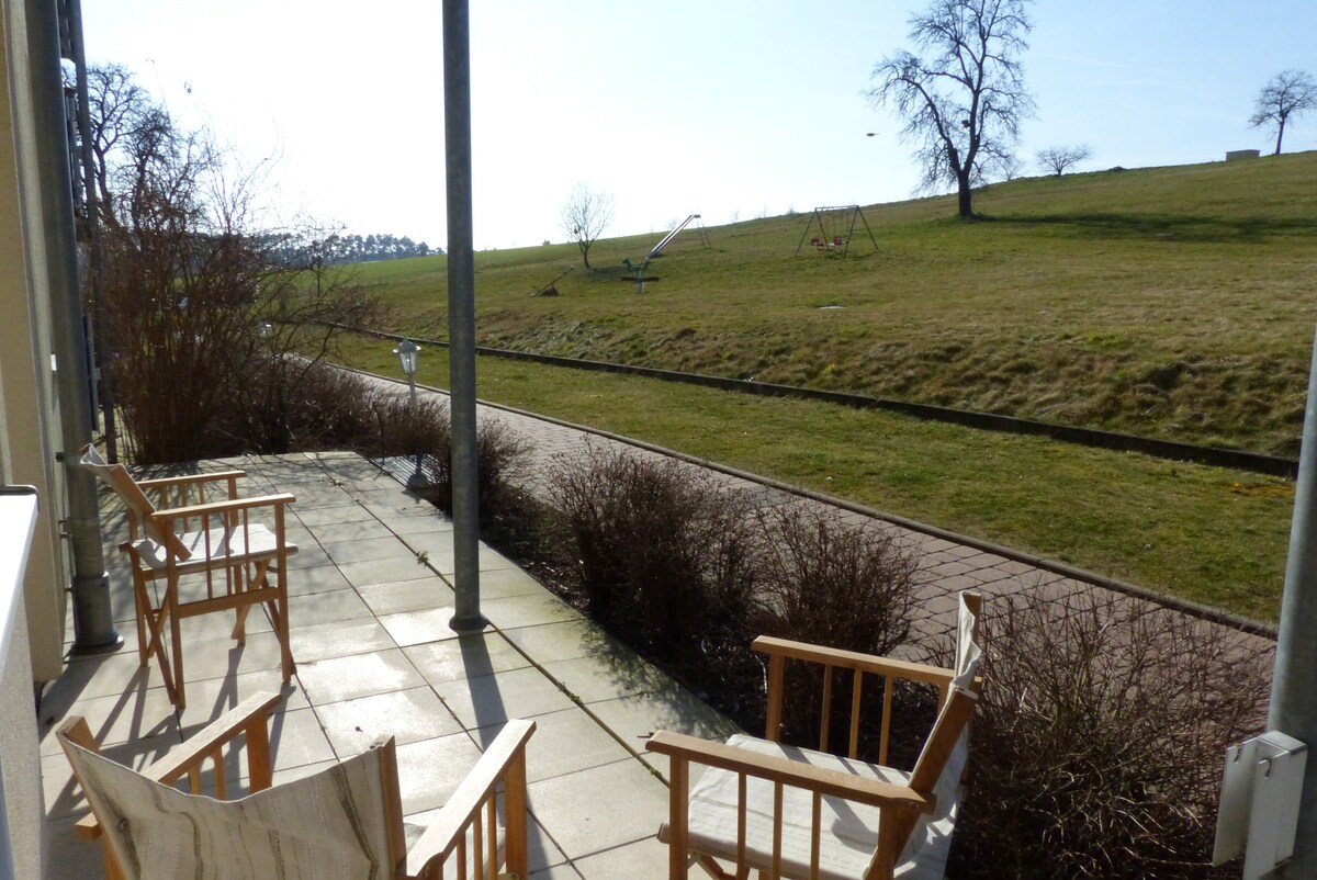 Dog Friendly Apartment | 900m from lake