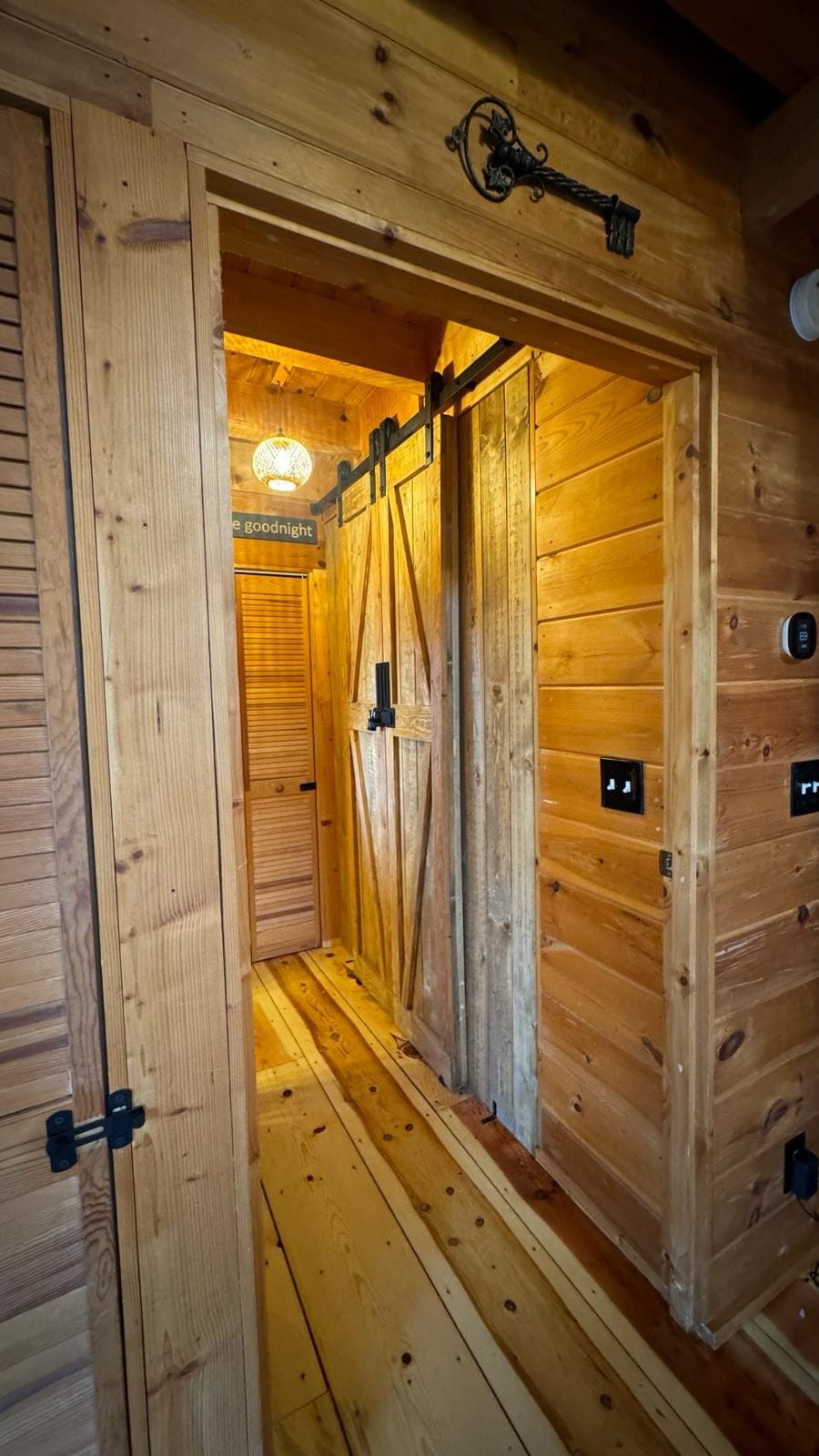 Secret Box Cabin | Adult Themed Romantic Getaway