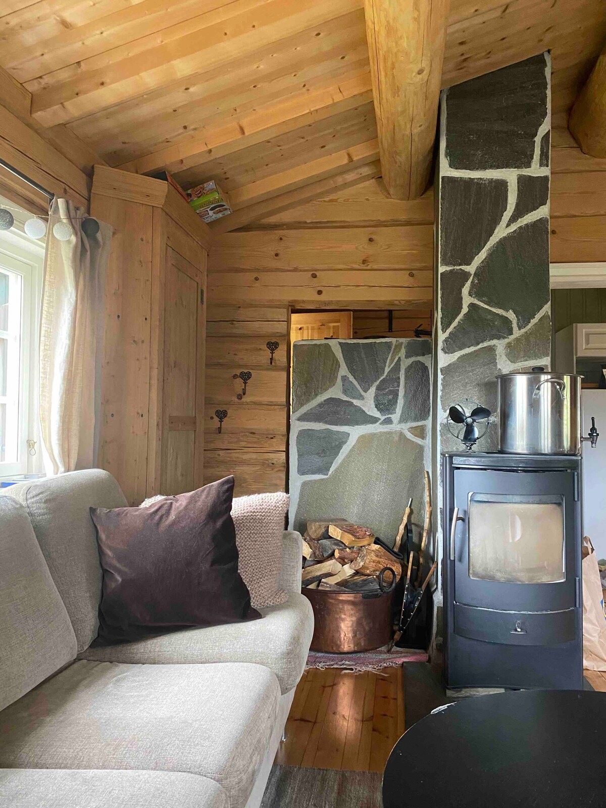 景观舒适的小木屋空间。