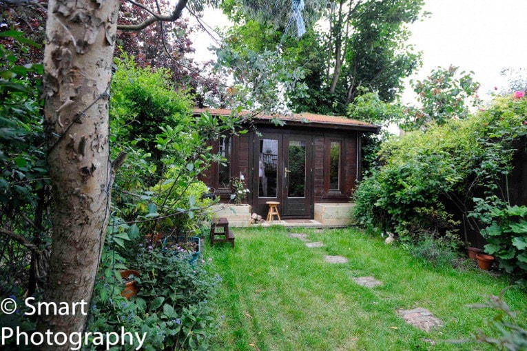 Tiny Home! Clapton/Hackney cabin bathroom/kitchen.