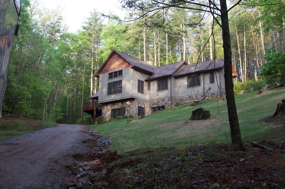 拉蓬湖山之家（ Lake Rabun Mountain Home ） ，可通往水。