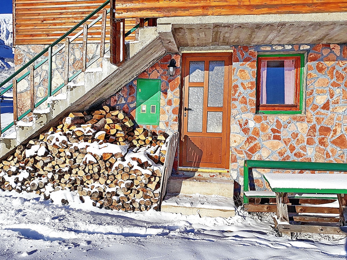 家庭农场公寓-毗邻滑雪中心Durmitor