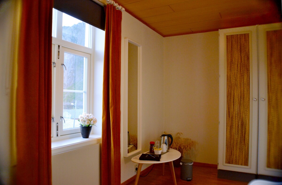 庄园别墅-「Olstinden」客房， Hamnøy Reine