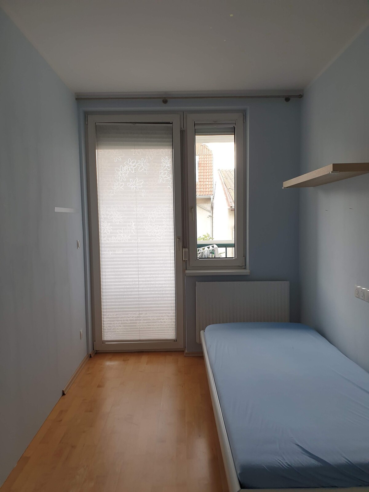 Privatzimmer mit Balkon in Biedermannsdorf