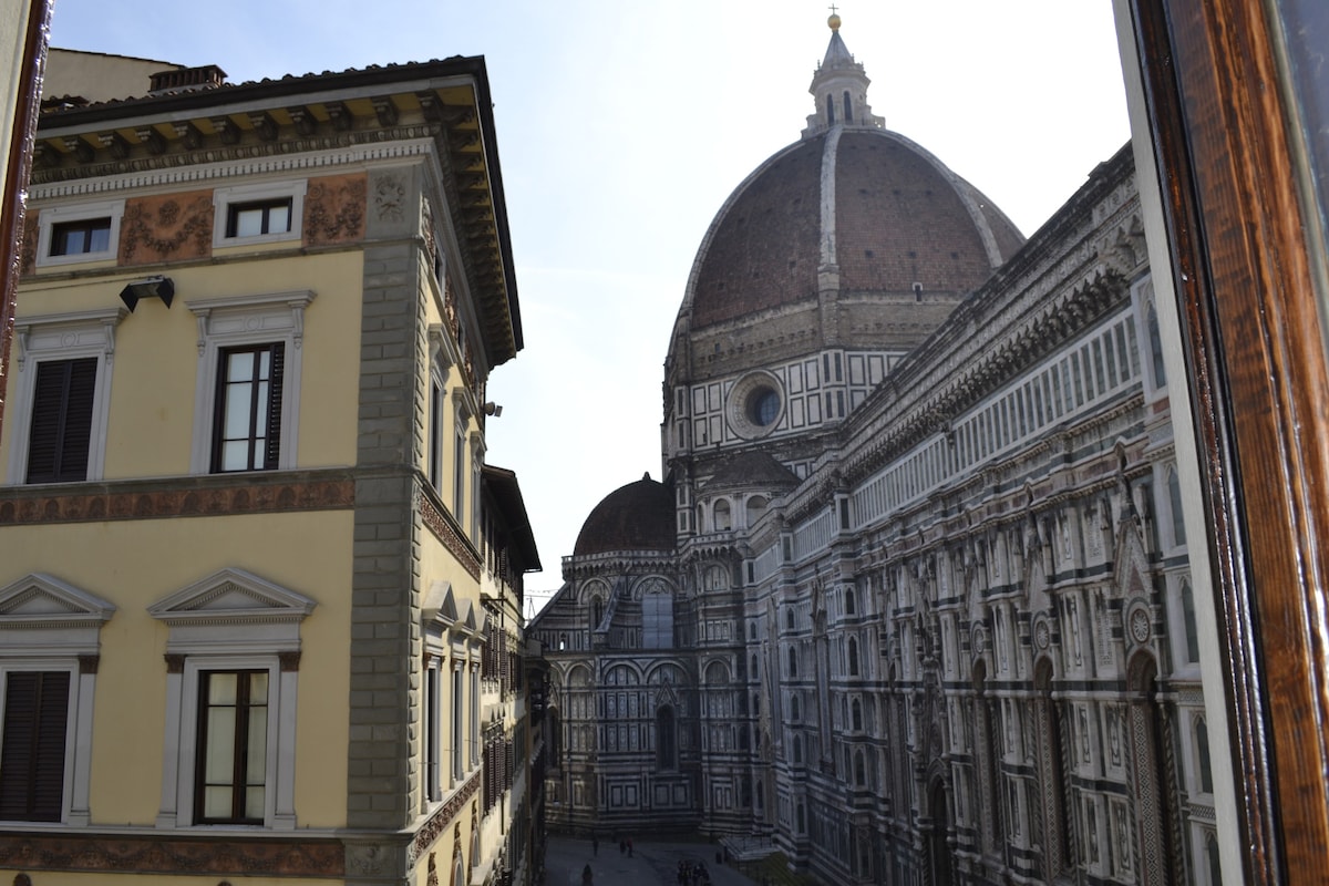 佛罗伦萨大教堂（ Duomo of Florence ） -大教堂旁的独特公寓