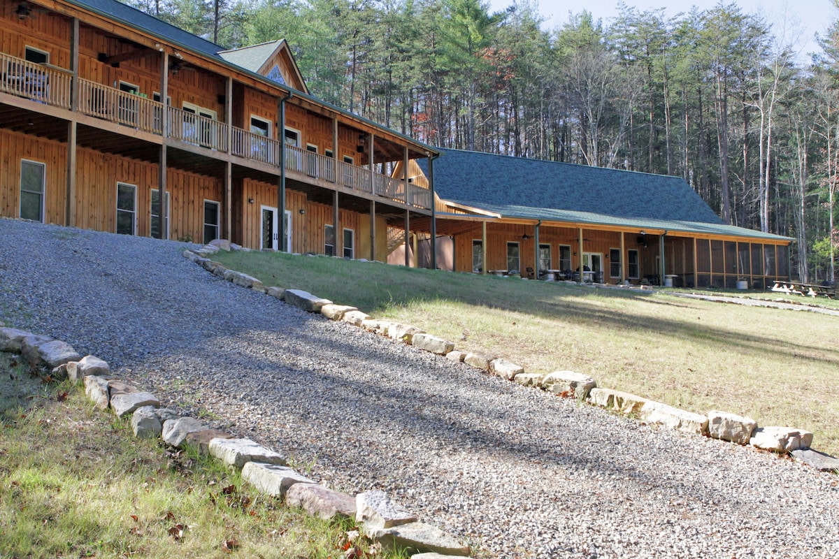 Mountain Shepherd Lodge - Catawba, Virginia