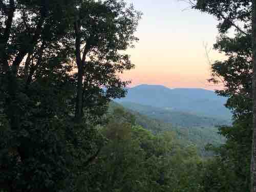 Lazy Bear Cabin-Mtn Getaway-Views