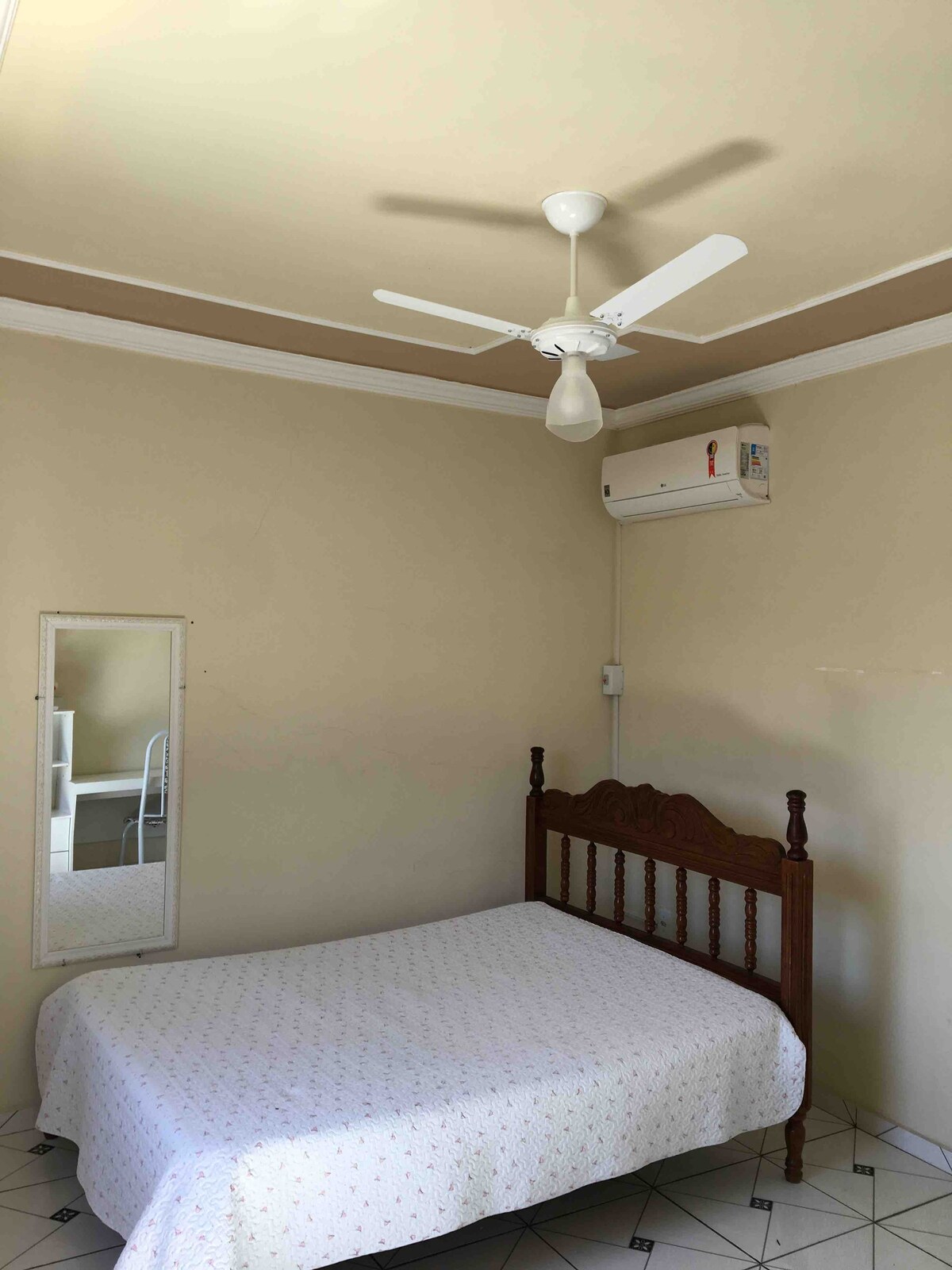 Apartamento com Ar Condicionado