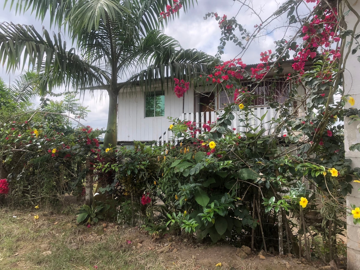 Hermosa Casa de campo 
quinta agroturistica Camila