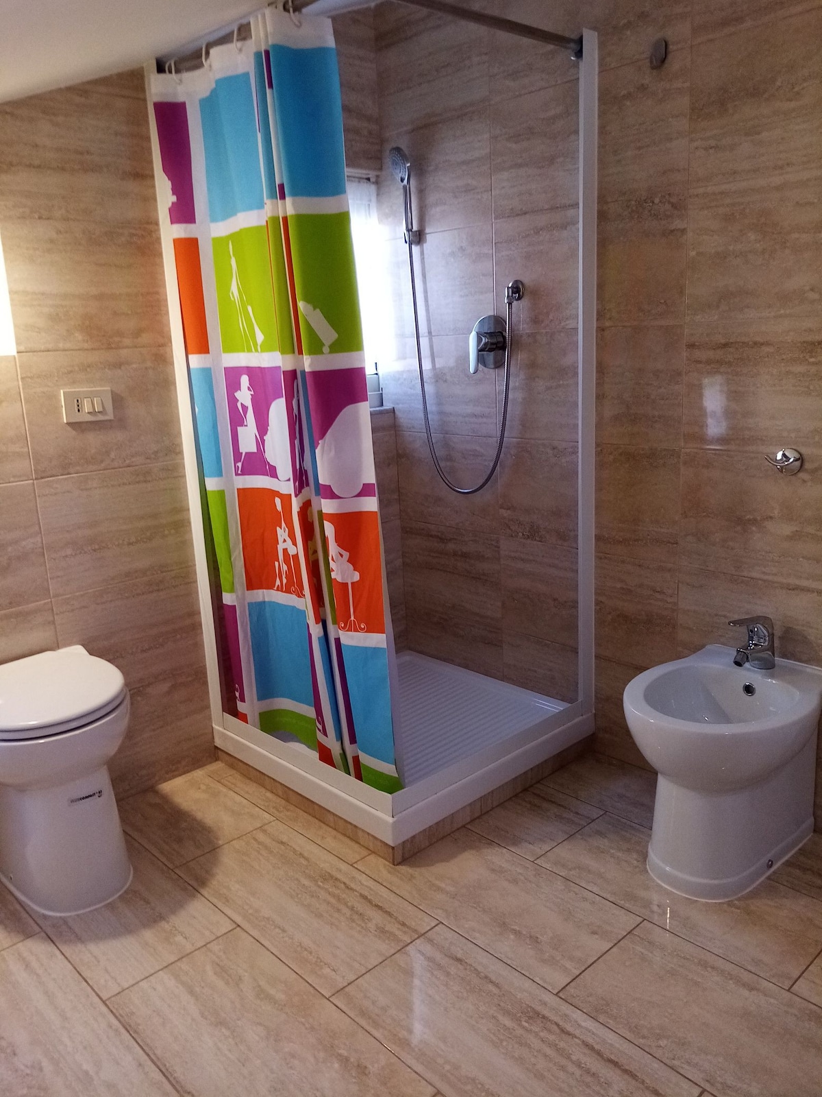 cameretta singola con bagno