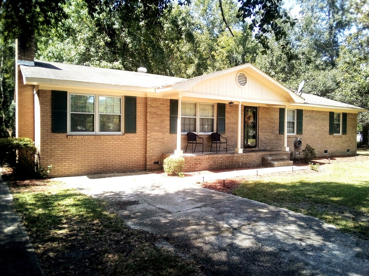 Sumter/Shaw AFB/Columbia-Quiet Country Living