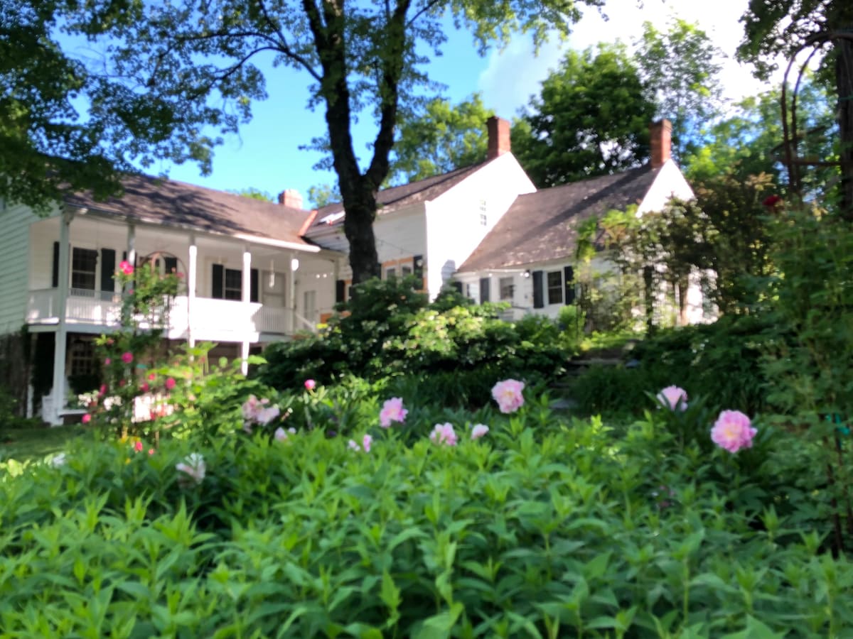 1773 DeWitt House ，历史悠久的优雅房源