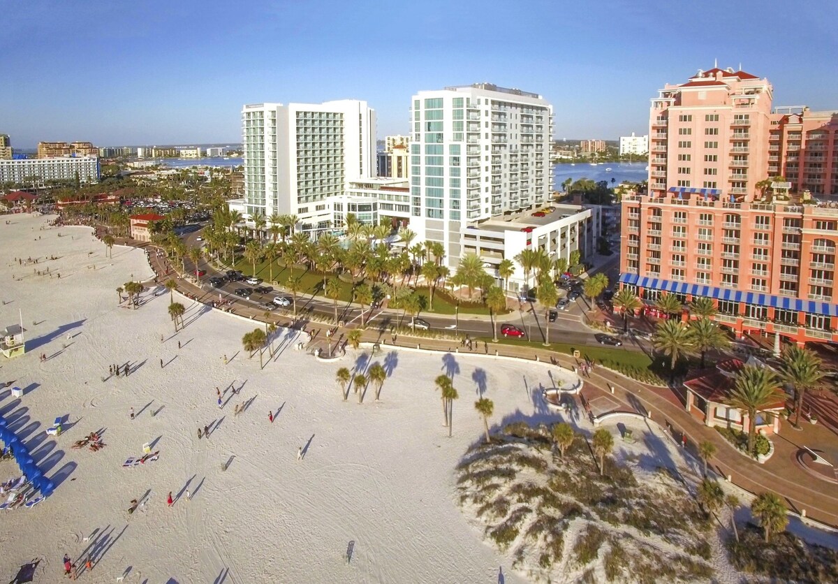 Two Bedroom Condo, Clearwater A436
