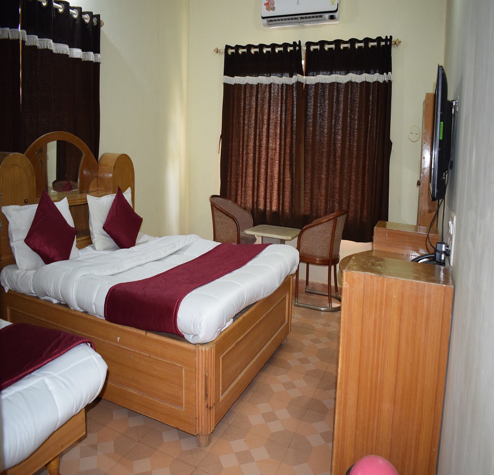 Rooms in Saputara