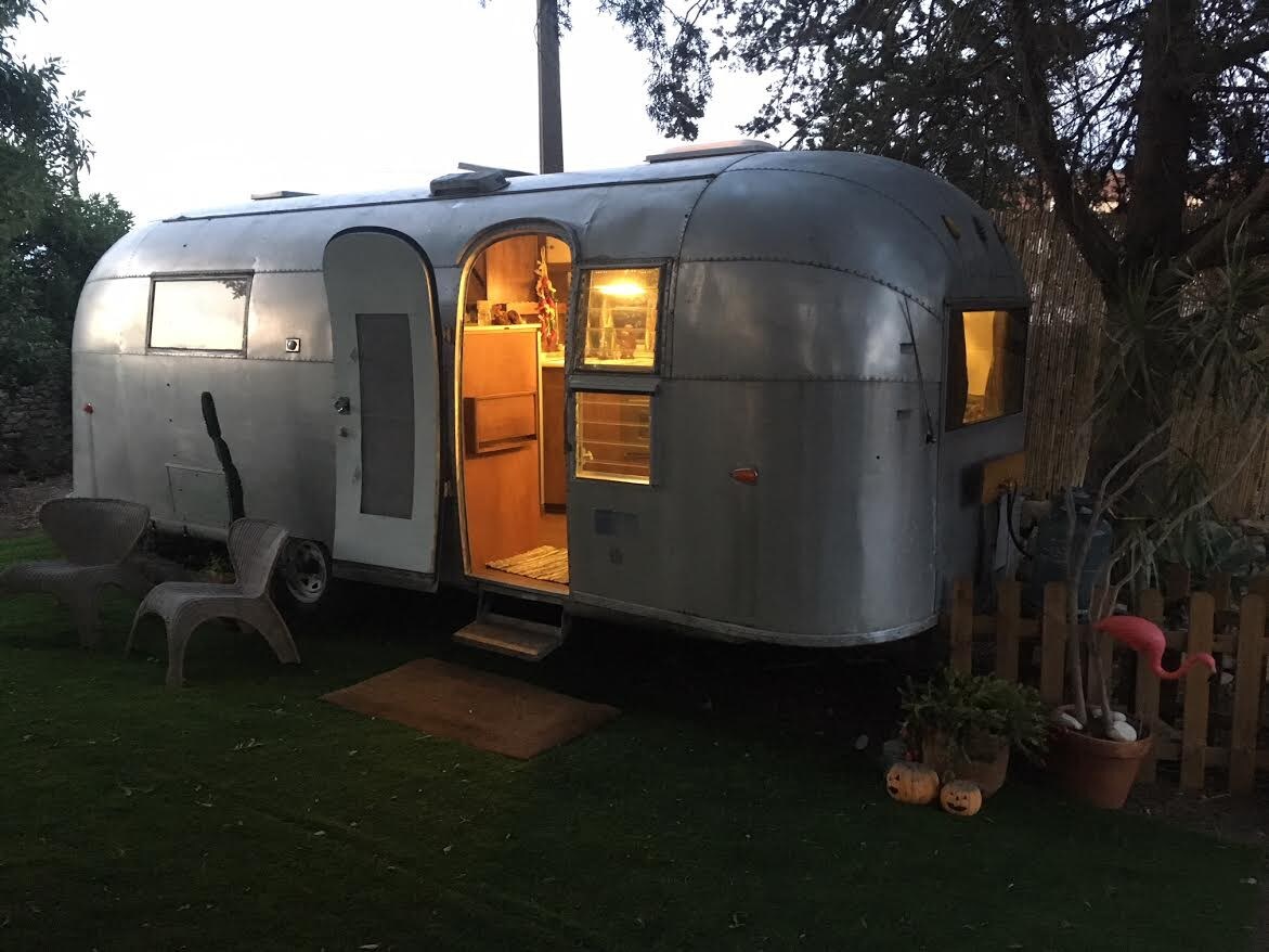 辛特拉的Vintage Airstreamream