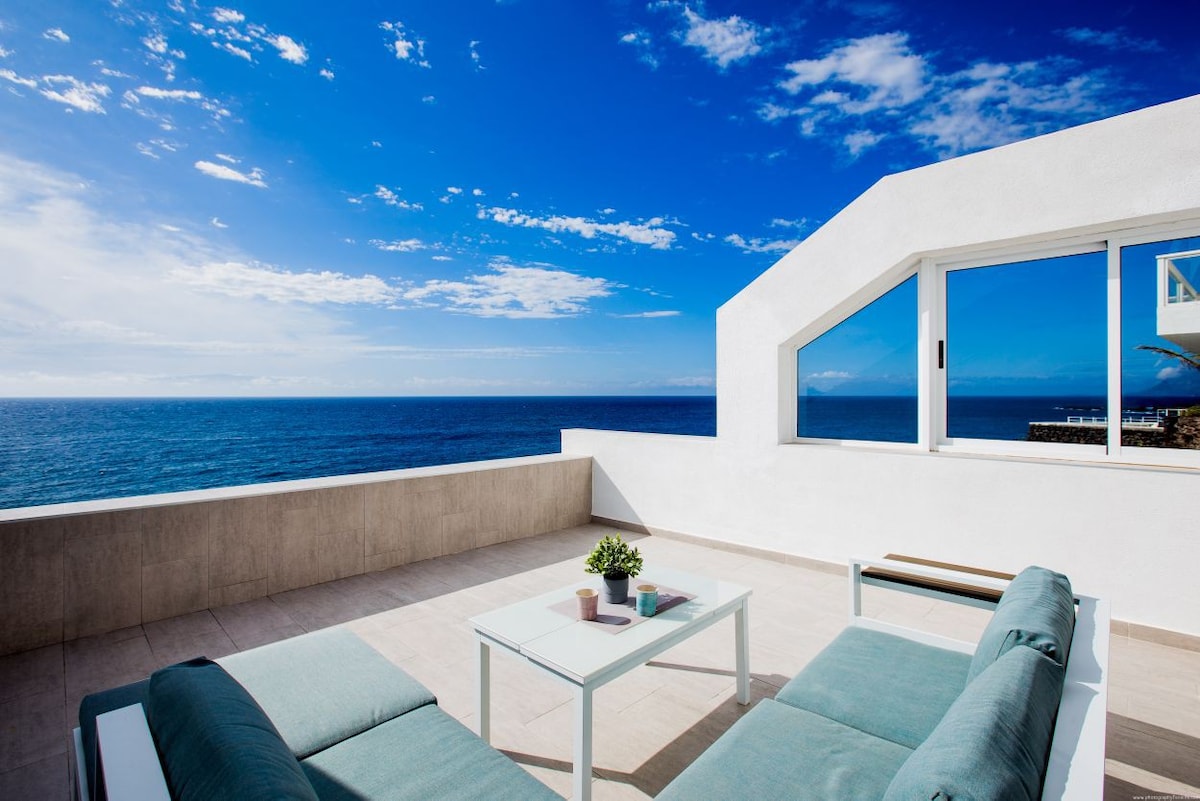 Exclusive oceanfront place - VIEW and tranquility