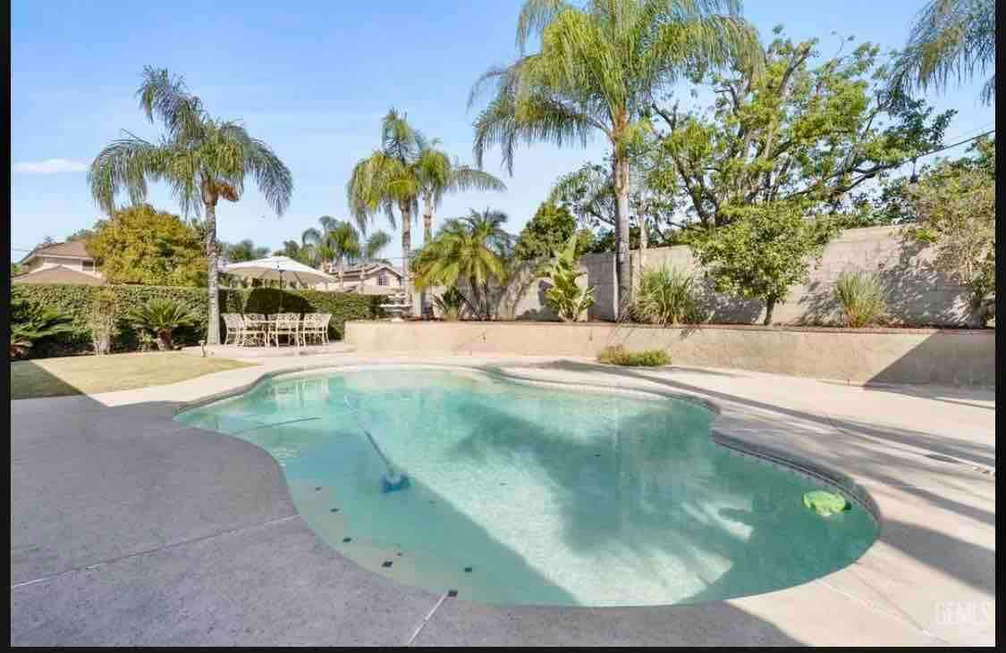 Dreamy Dressage - Pool + Hot Tub