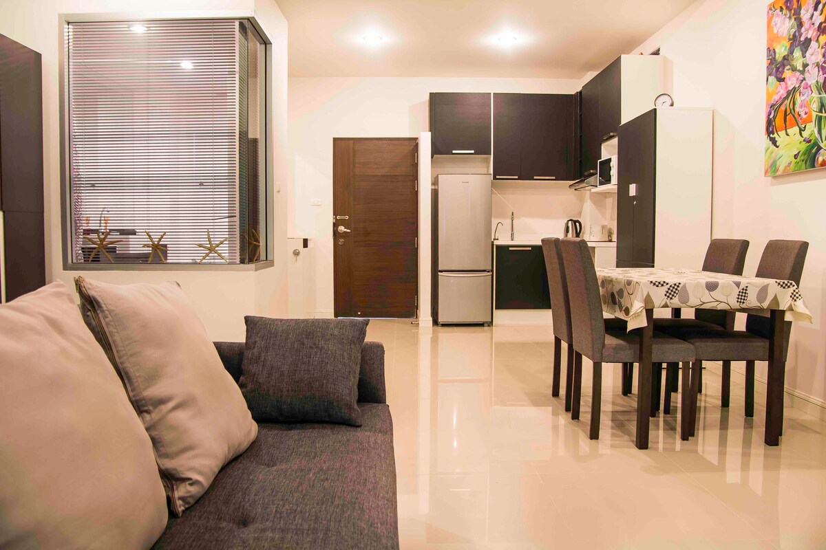 APARTMENT KARON 45 m by Rent Angel